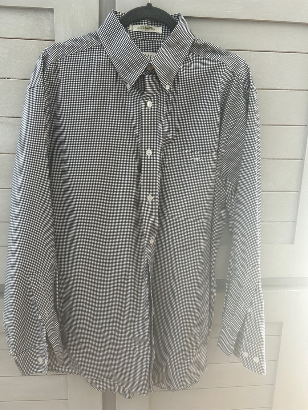 Orvis Men's Black and White Micro-Gingham Button-Down Shirt